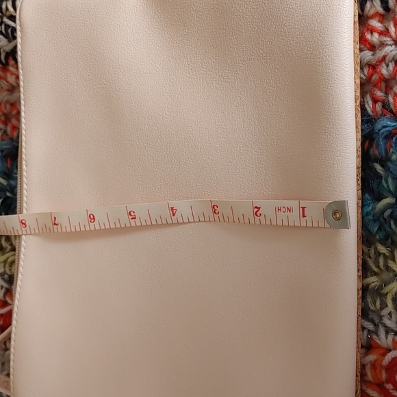 💚Pixie Mood Crossbody Bag with Wristlet - Picture 9 of 12